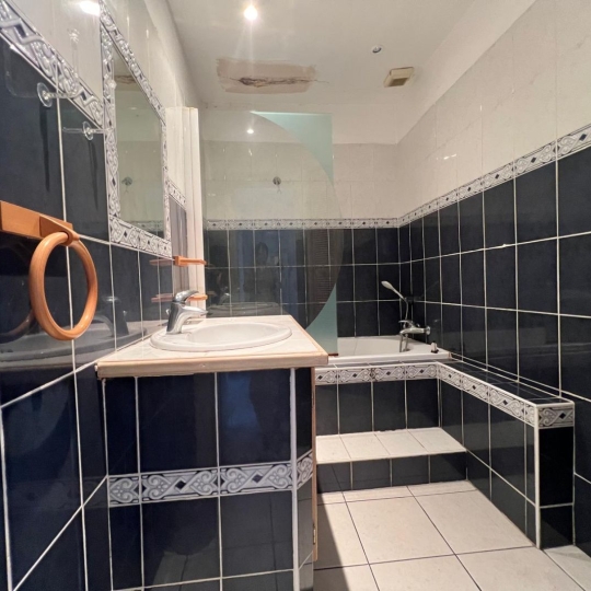  Annonces CEVENNES : Appartement | MARSEILLE (13004) | 60 m2 | 800 &euro; 