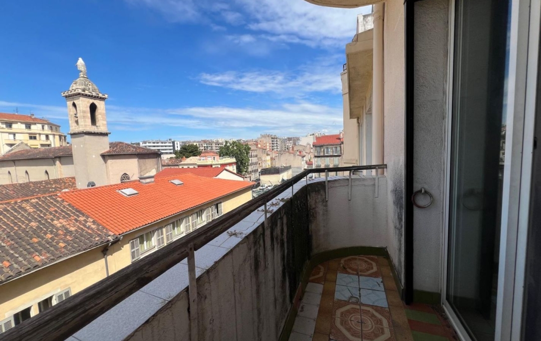 Annonces CEVENNES : Appartement | MARSEILLE (13004) | 60 m2 | 800 &euro; 