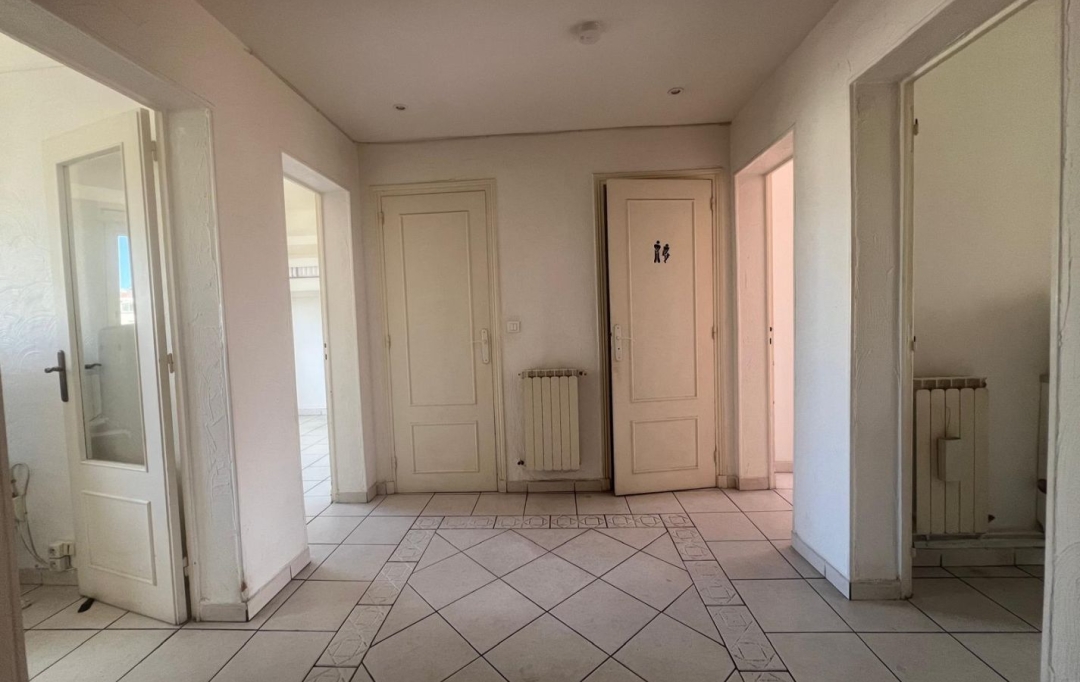 Annonces CEVENNES : Appartement | MARSEILLE (13004) | 60 m2 | 800 &euro; 