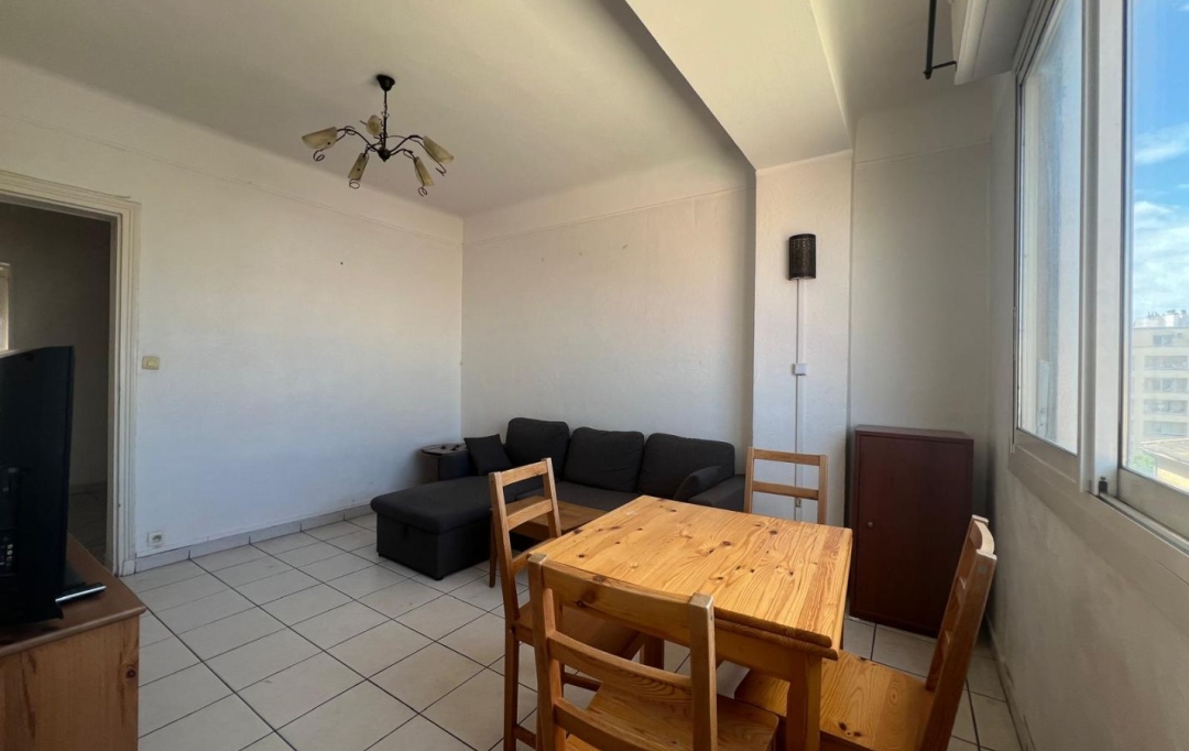 Annonces CEVENNES : Appartement | MARSEILLE (13004) | 60 m2 | 800 &euro; 